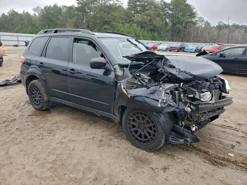 2013 SUBARU FORESTER 2.5X  