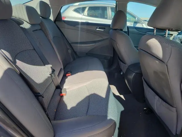 2011 HYUNDAI SONATA GLS  