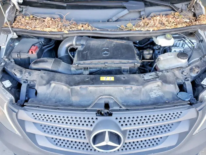 2016 MERCEDES-BENZ METRIS   