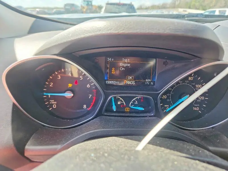 2017 FORD ESCAPE SE  