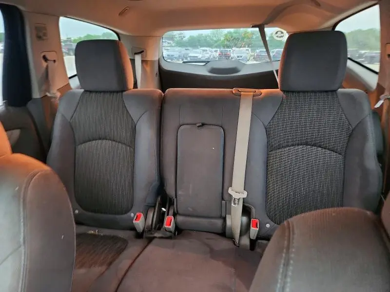 2013 CHEVROLET TRAVERSE LS  