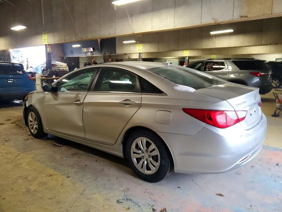 2012 HYUNDAI SONATA GLS  