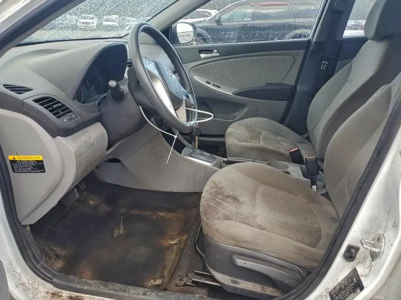 2014 HYUNDAI ACCENT GLS  