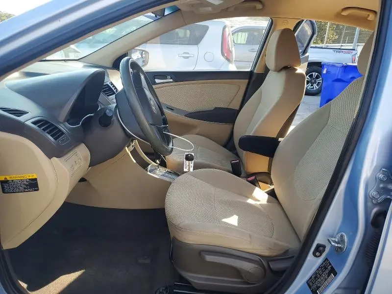 2012 HYUNDAI ACCENT GLS  