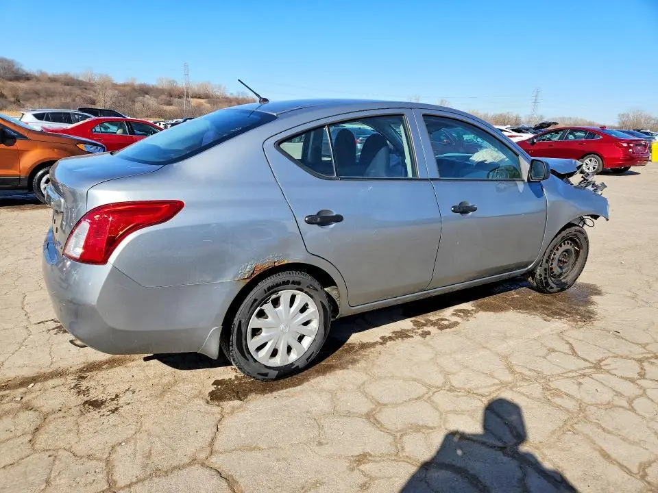 2012 NISSAN VERSA 1.6 S  
