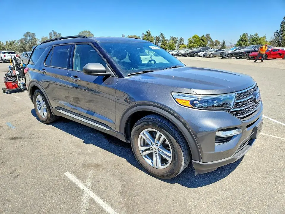 2020 FORD EXPLORER XLT  