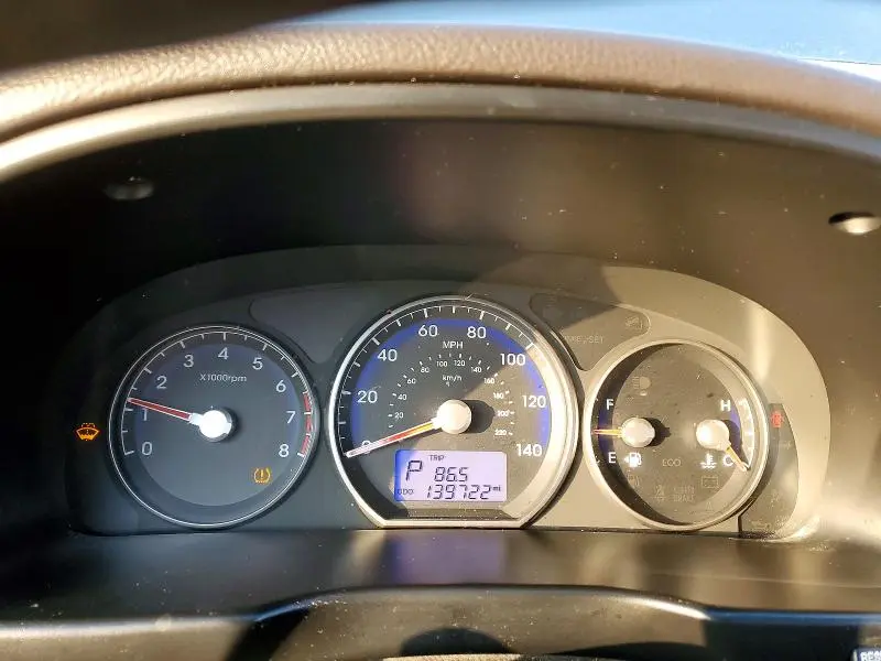 2012 HYUNDAI SANTA FE GLS  