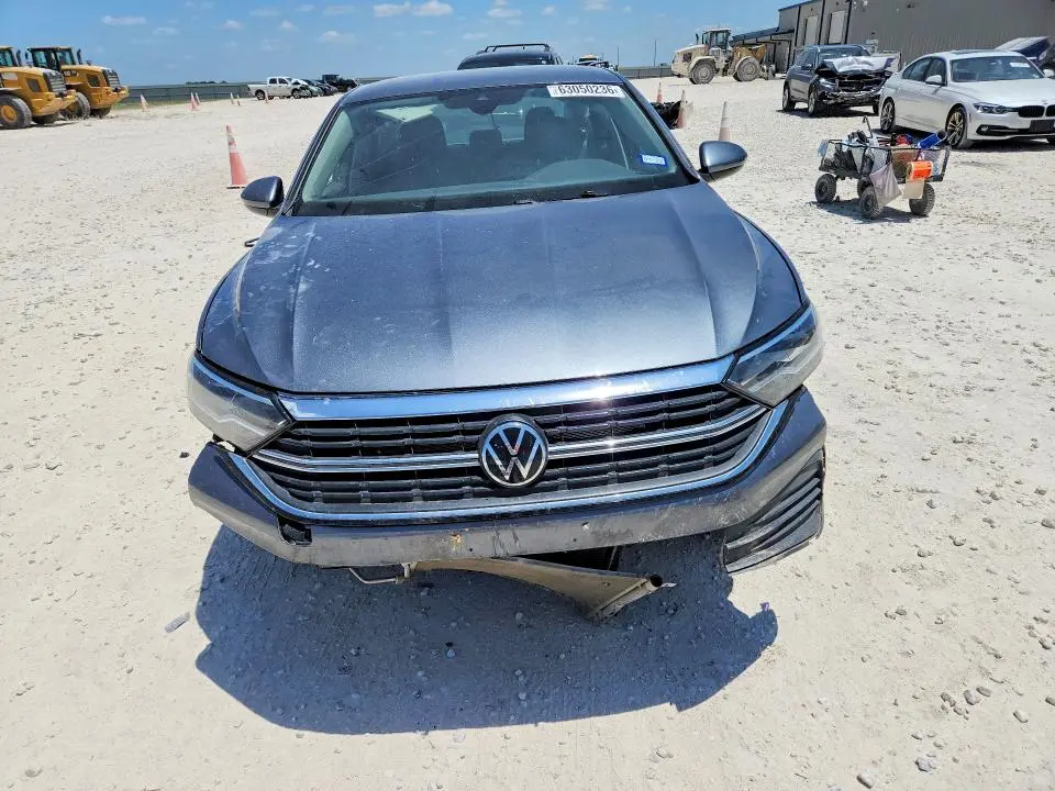 2024 VOLKSWAGEN JETTA SE  