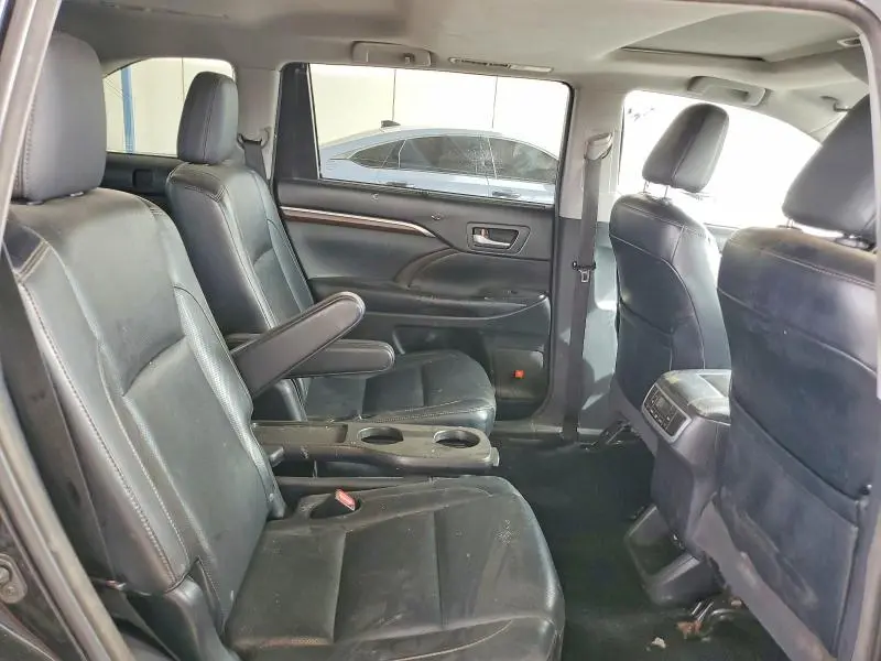 2015 TOYOTA HIGHLANDER LIMITED  