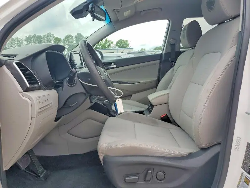 2021 HYUNDAI TUCSON SEL  