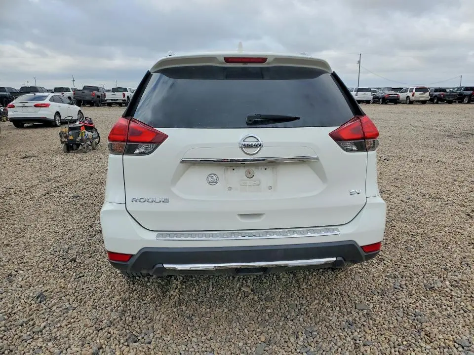 2017 NISSAN ROGUE SV  