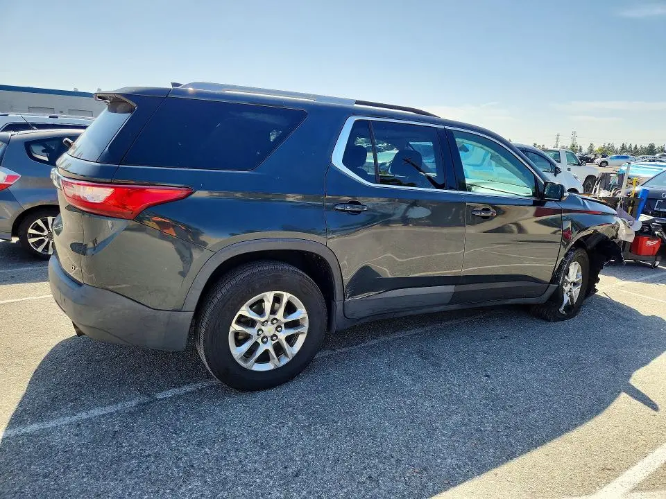 2018 CHEVROLET TRAVERSE LT  