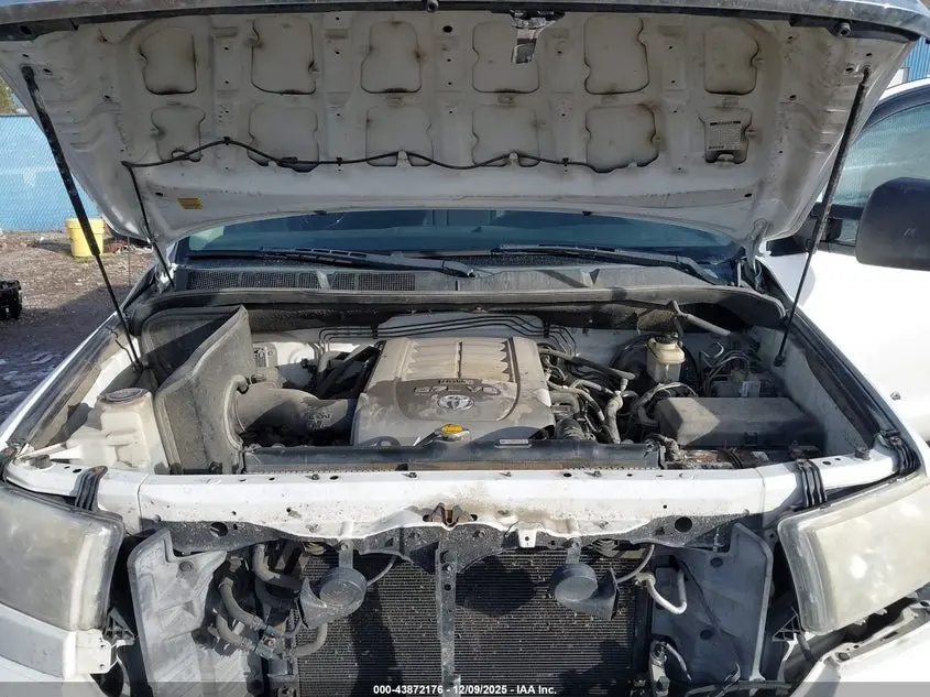 2010 TOYOTA TUNDRA SR5 5.7L V8