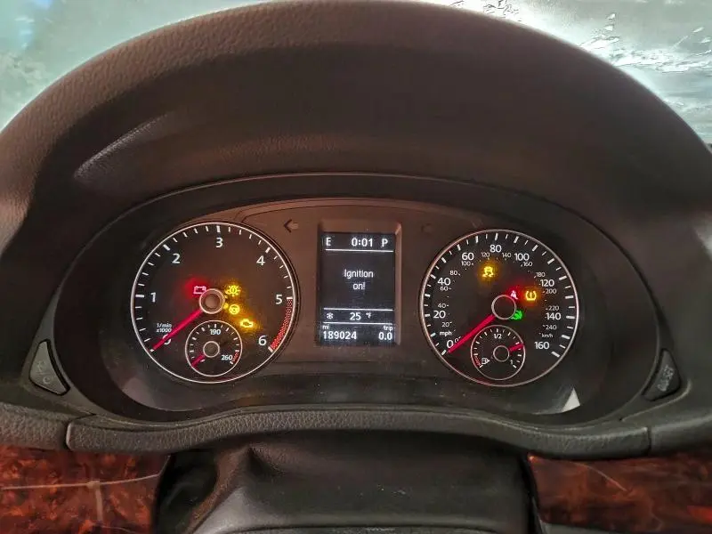 2013 VOLKSWAGEN PASSAT SEL  