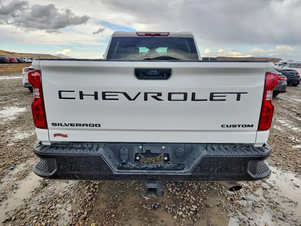 2024 CHEVROLET SILVERADO K2500 CUSTOM  