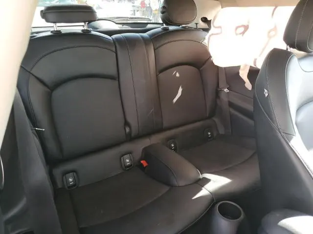 2015 MINI COOPER S  