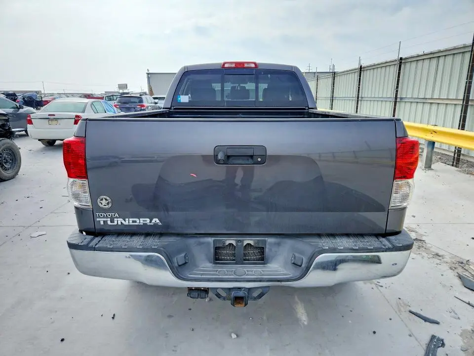 2013 TOYOTA TUNDRA GRADE  