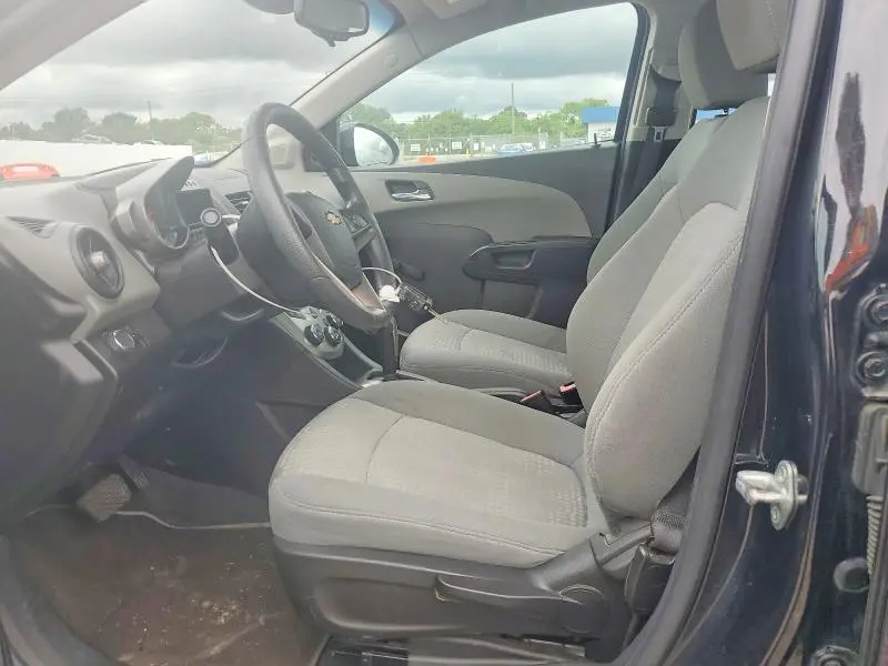 2013 CHEVROLET SONIC LS  