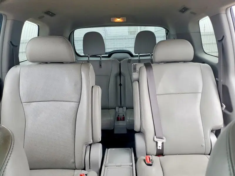 2012 TOYOTA HIGHLANDER LIMITED  