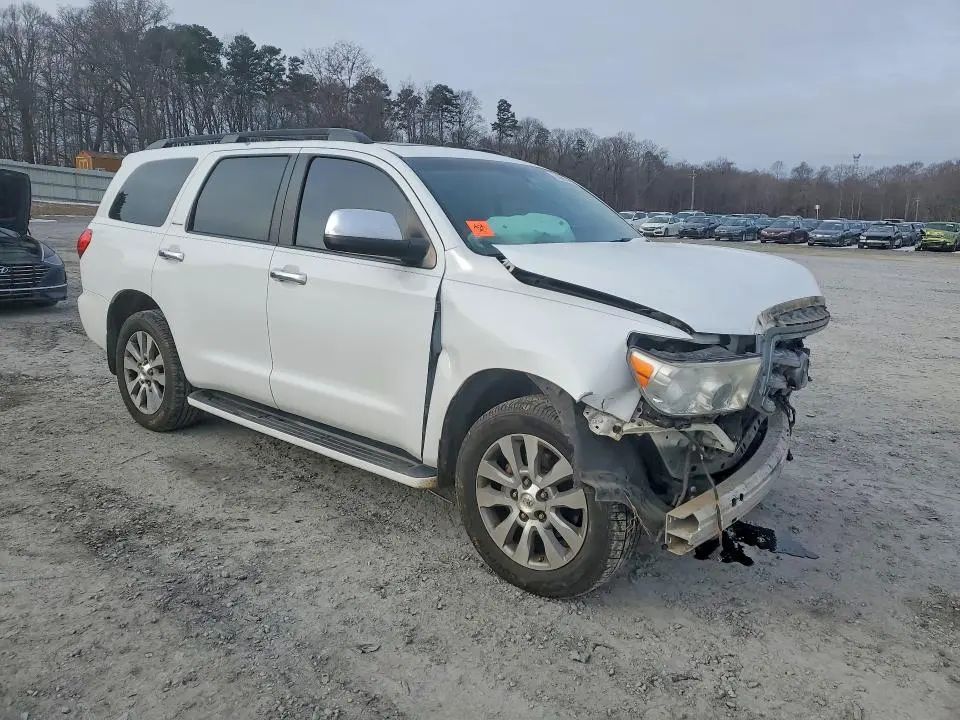 2013 TOYOTA SEQUOIA LIMITED  