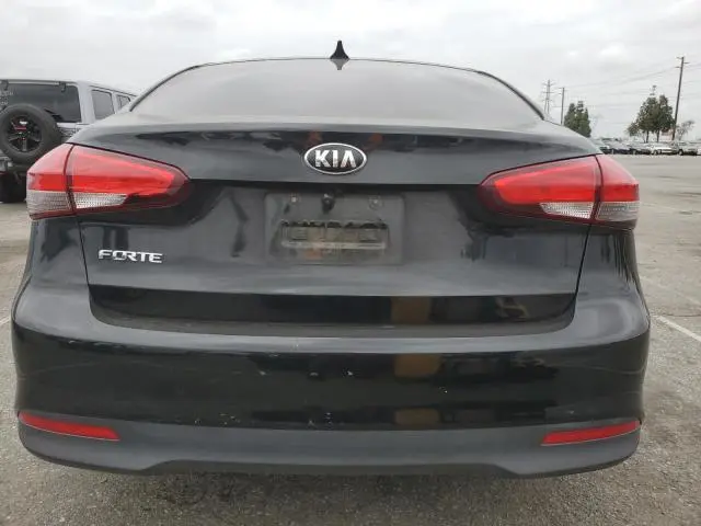 2017 KIA FORTE LX  