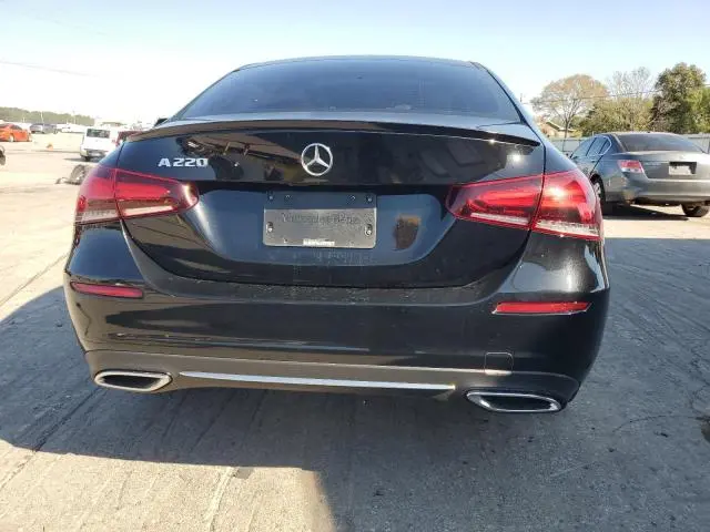 2019 MERCEDES-BENZ A 220  