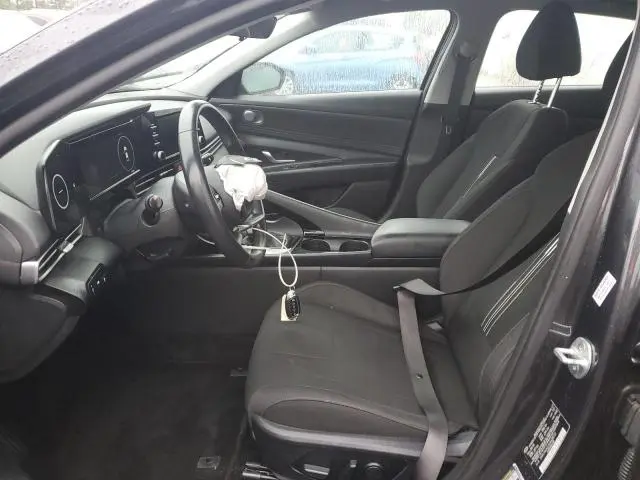 2021 HYUNDAI ELANTRA SEL  