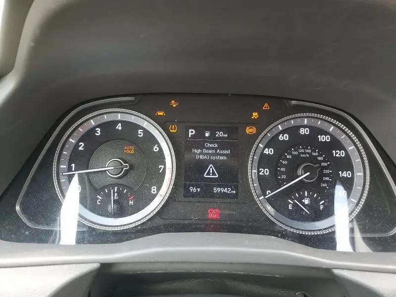 2022 HYUNDAI SONATA SE  