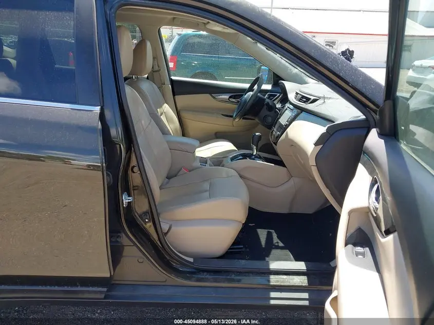 2016 NISSAN ROGUE SL