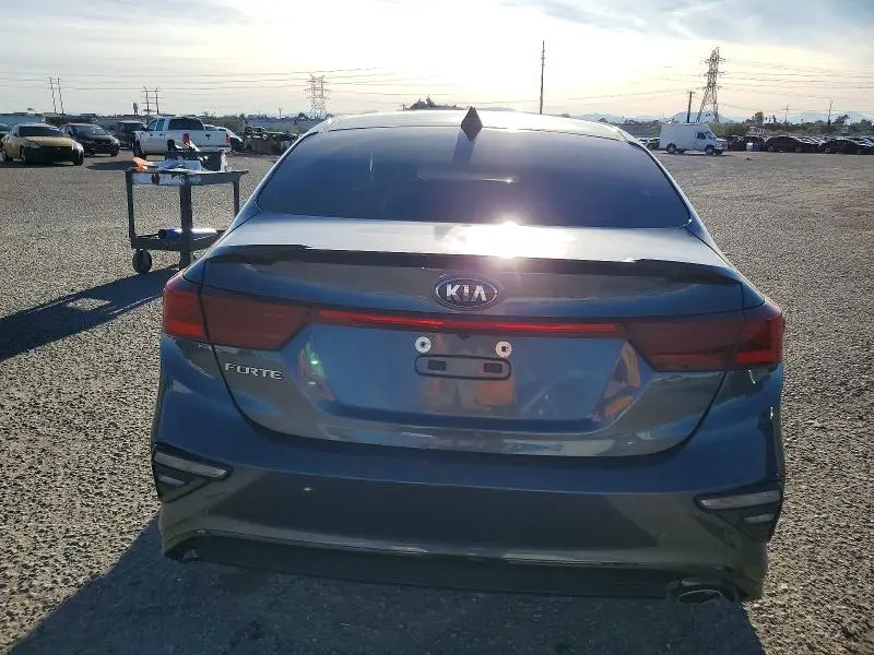 2020 KIA FORTE FE  