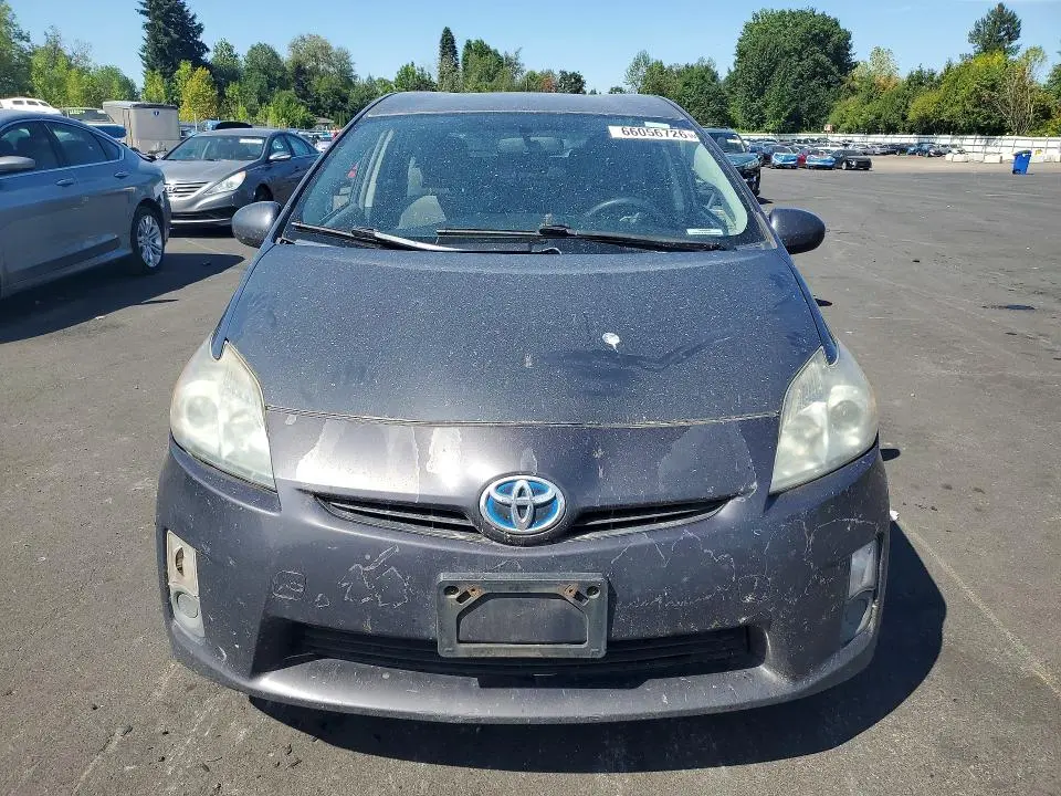 2011 TOYOTA PRIUS THREE  