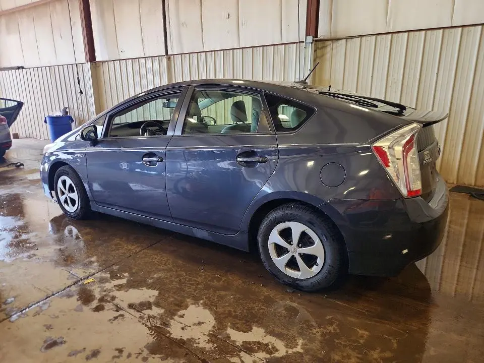 2012 TOYOTA PRIUS THREE  