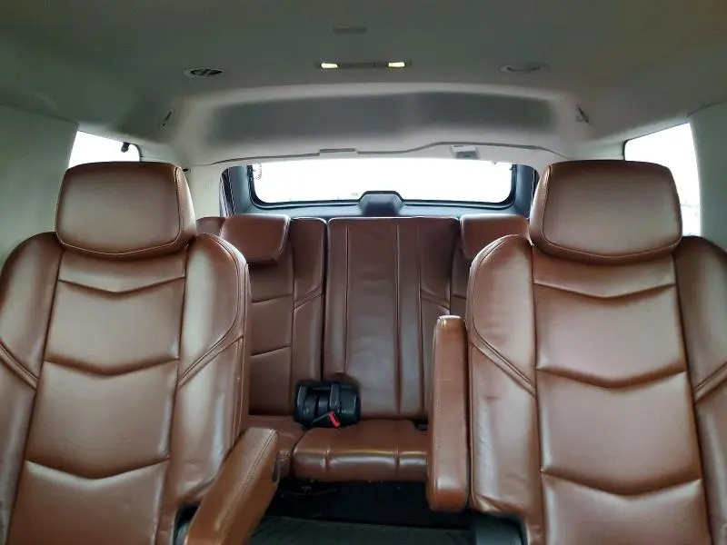 2019 CADILLAC ESCALADE LUXURY  