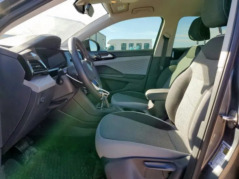 2024 VOLKSWAGEN TAOS S  