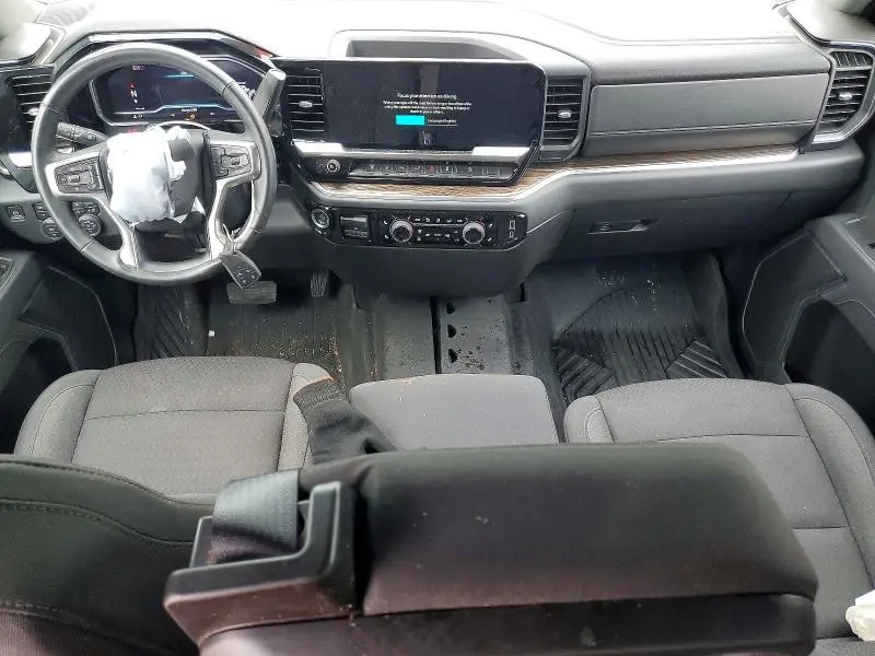 2025 CHEVROLET SILVERADO   
