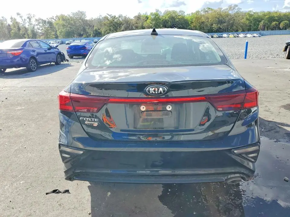 2020 KIA FORTE LXS  