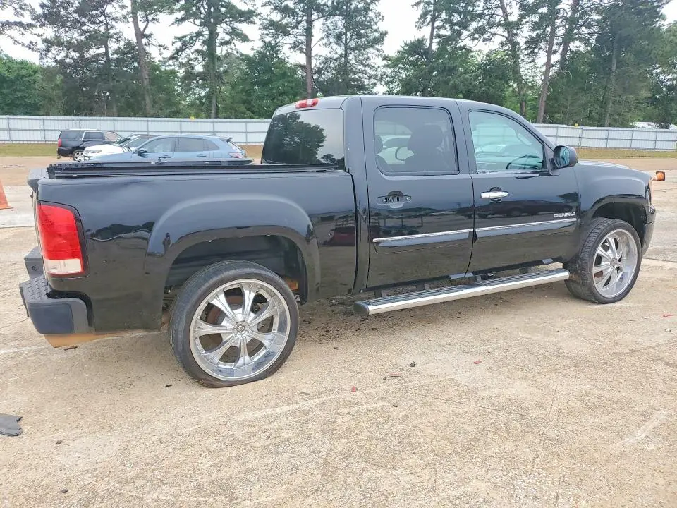 2011 GMC SIERRA C1500 DENALI  