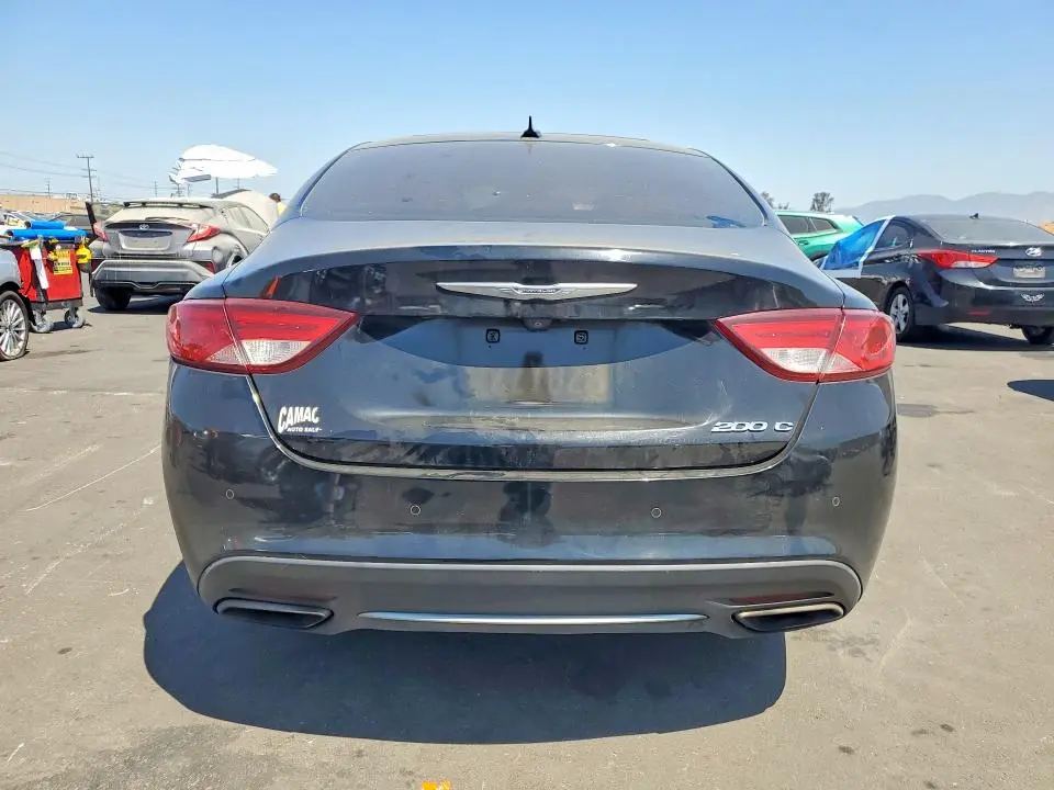 2015 CHRYSLER 200 C  