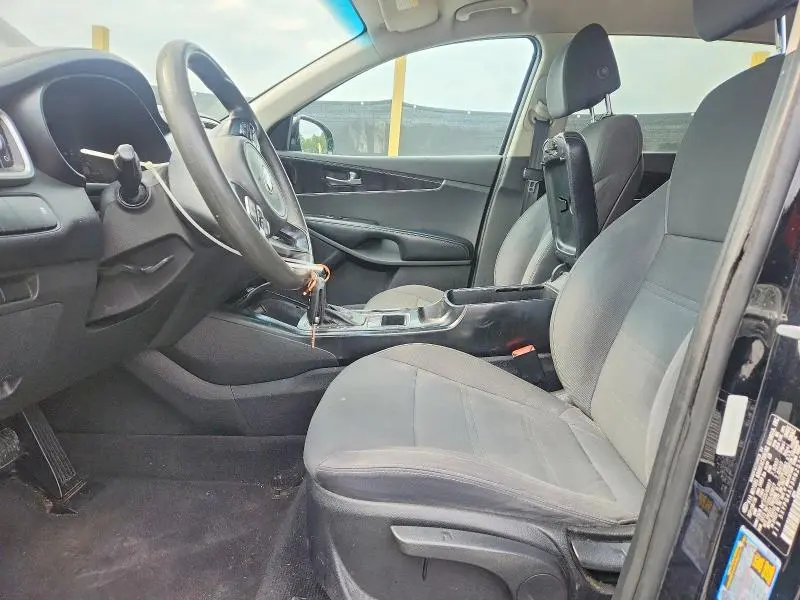 2017 KIA SORENTO LX V6  