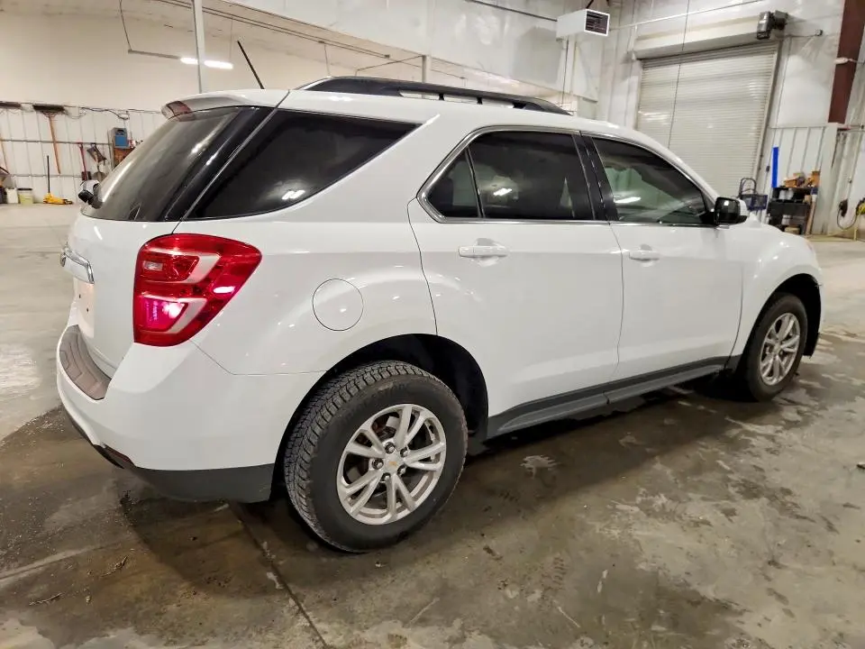 2017 CHEVROLET EQUINOX LT  