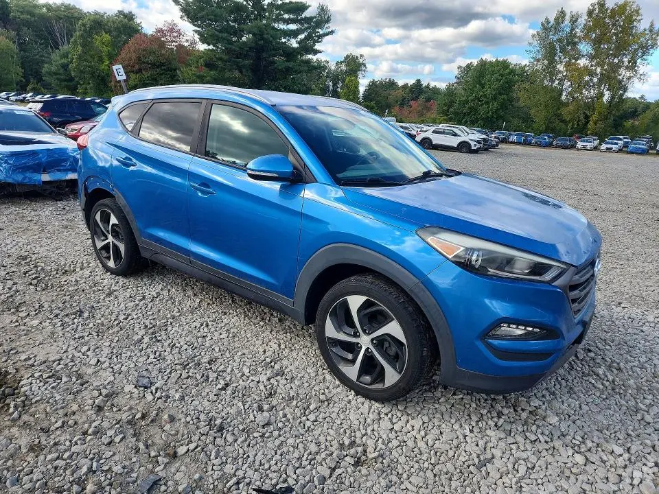 2016 HYUNDAI TUCSON SPORT  