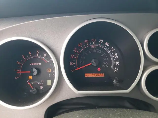 2011 TOYOTA TUNDRA CREWMAX SR5  