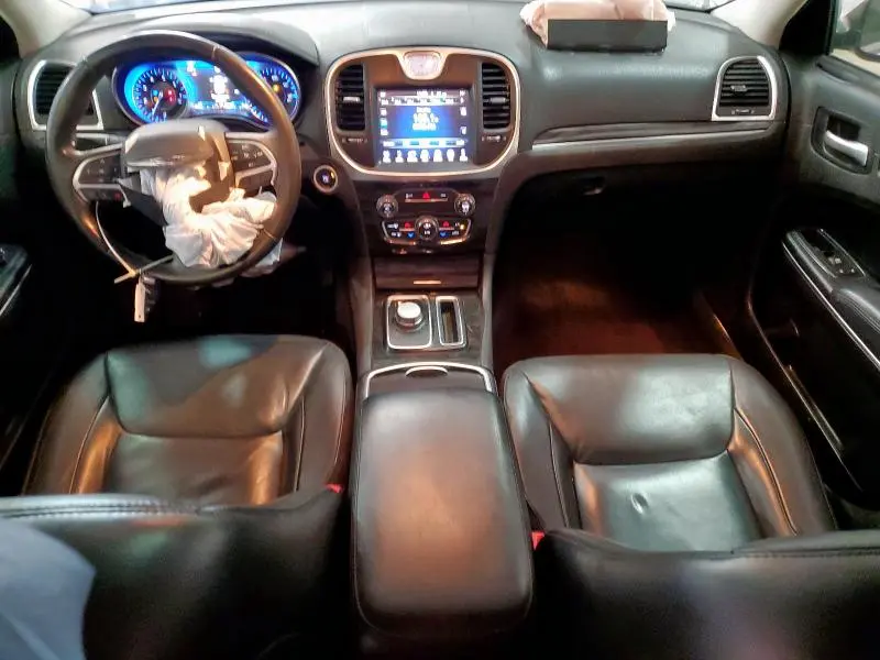 2016 CHRYSLER 300 LIMITED  