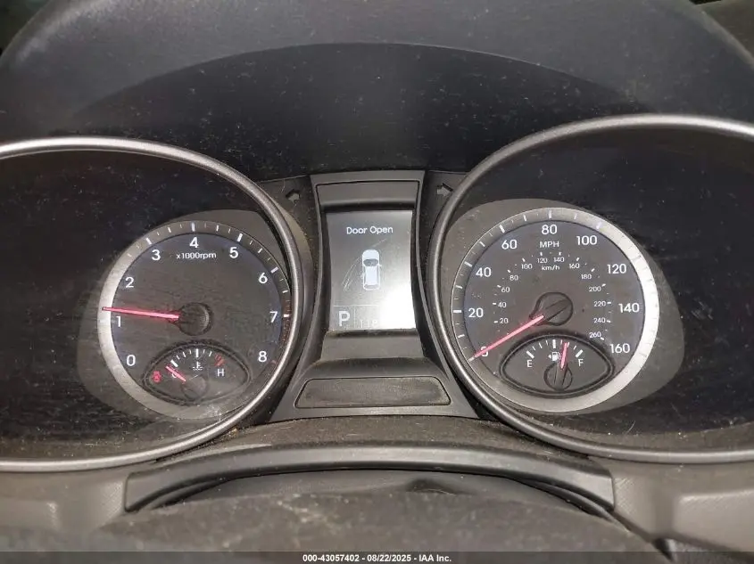 2016 HYUNDAI SANTA FE SE