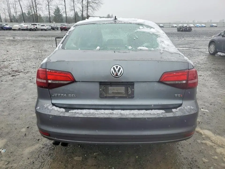 2016 VOLKSWAGEN JETTA SEL  
