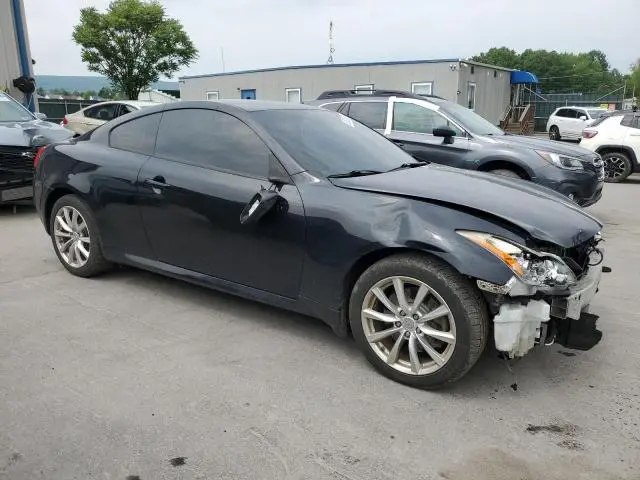 2013 INFINITI G37   