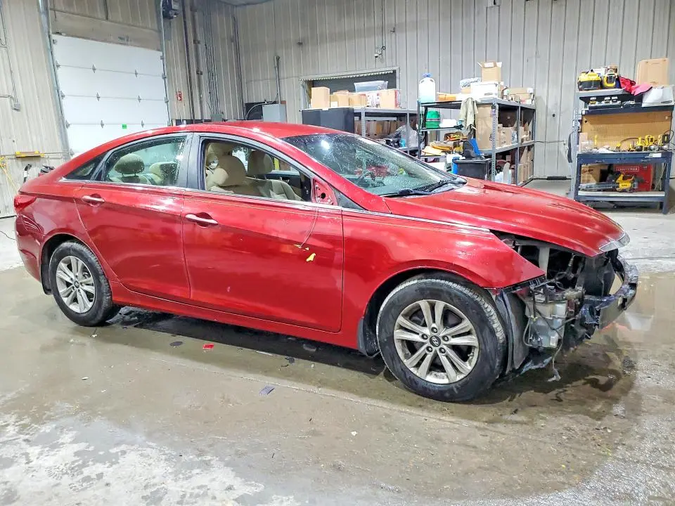 2013 HYUNDAI SONATA GLS  