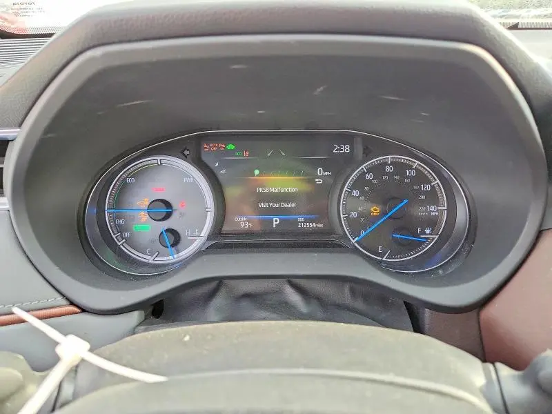 2021 TOYOTA VENZA XLE  
