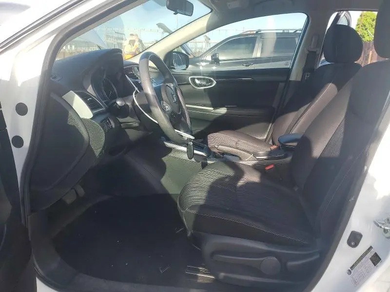2016 NISSAN SENTRA SV  