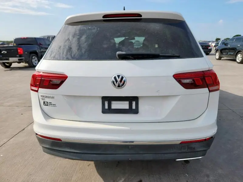 2020 VOLKSWAGEN TIGUAN SE  